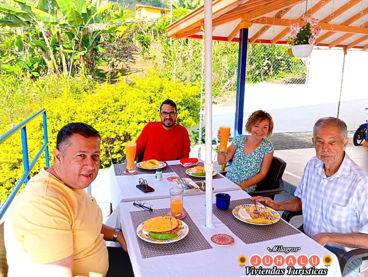 Hotel ᒍᑌᕼᗩᒪᑌ Jericoc  Esterno foto
